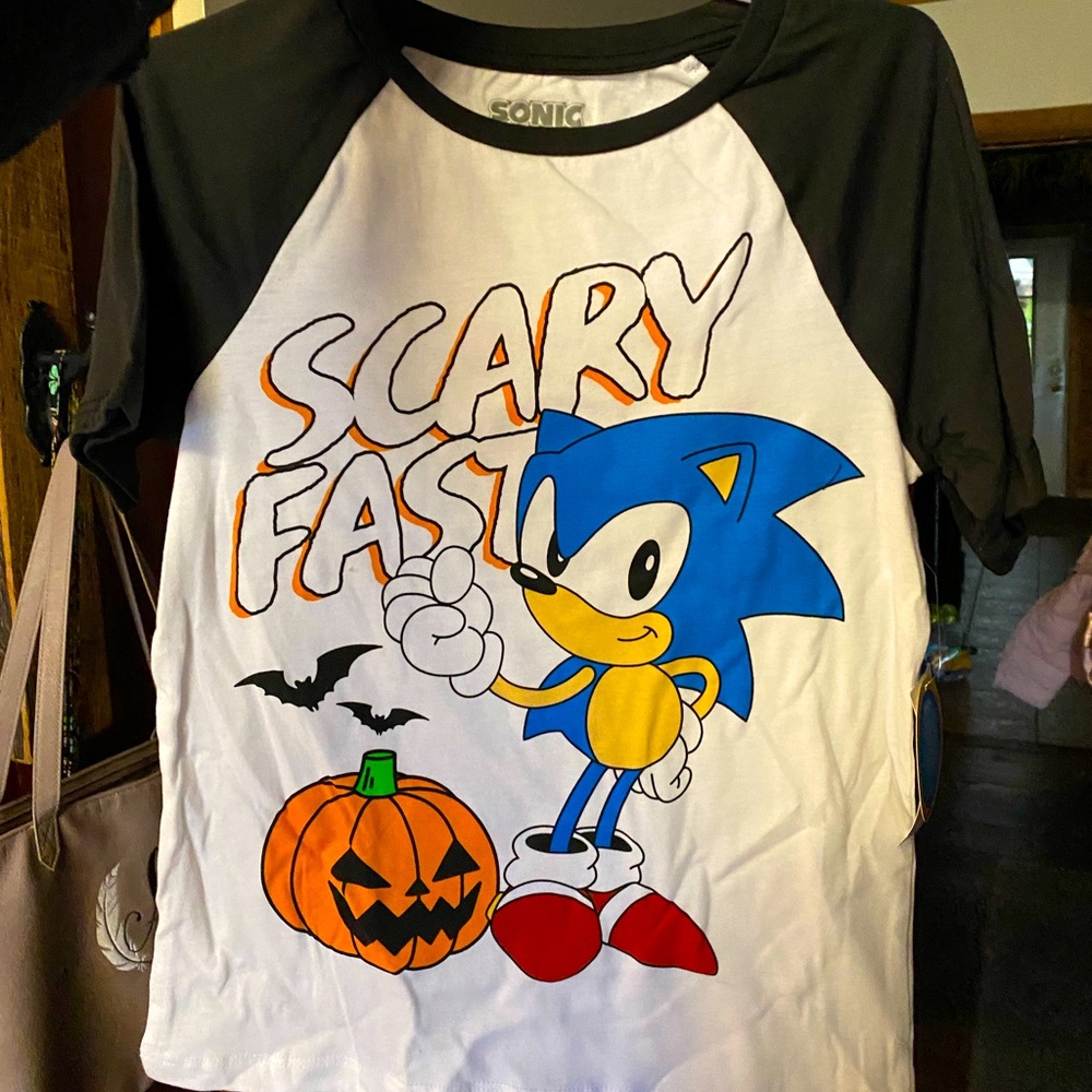 New Kids Sonic Halloween Tshirt size 8